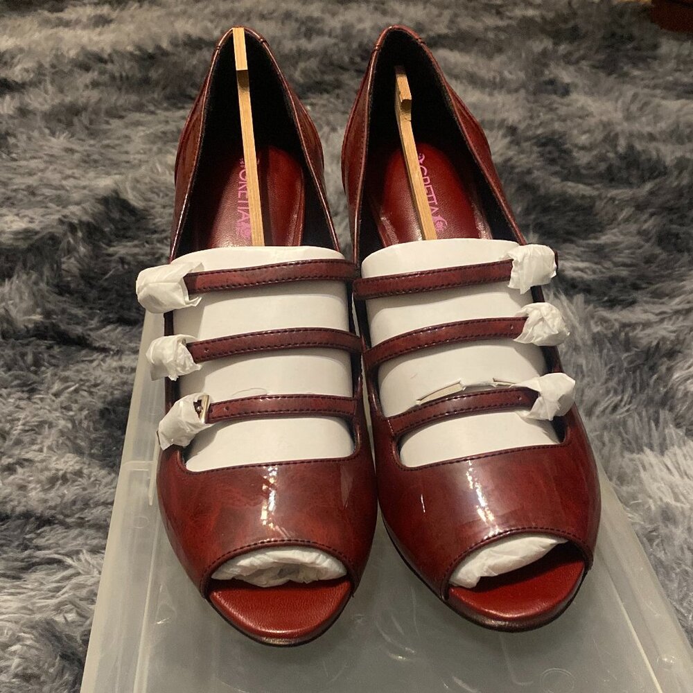 Gretta Cut Out Heels |  NWOT